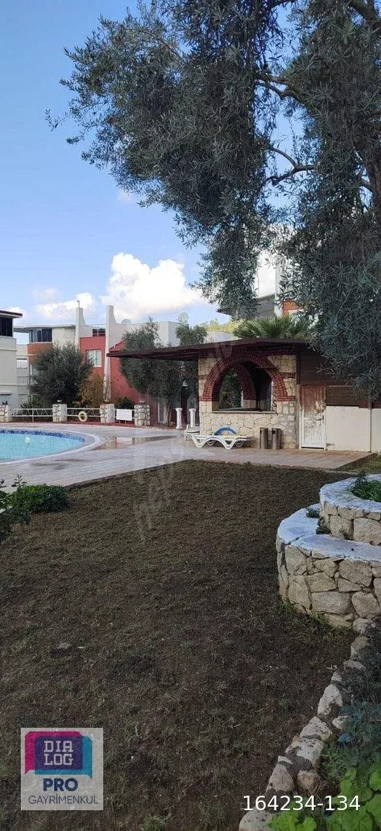 DİDİM AKBÜK OLIVE VILLAGE SİTESİNDE FULL EŞYALI TRİPLEKS VİLLA
